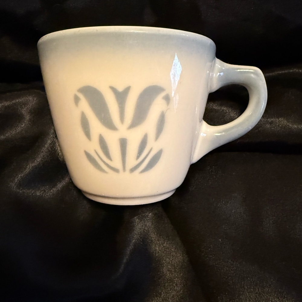 Syracuse China CADET Restaurant-Ware Diner Coffee Cup Tulip Floral